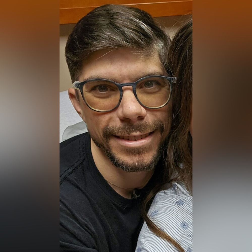 Meet your Posher, Zach
